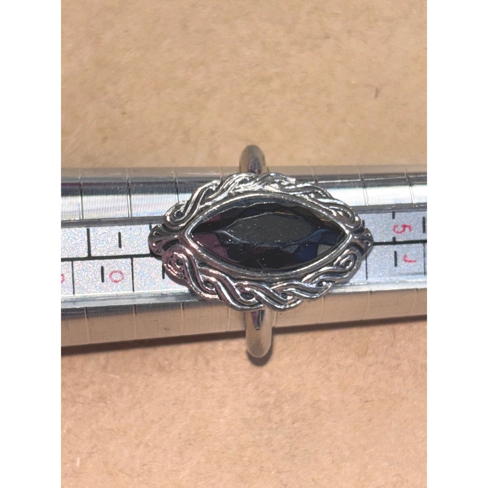 Vintage Size 6 Avon 1977 Marquise Cut Silver Plate Hematite Ring Celtic